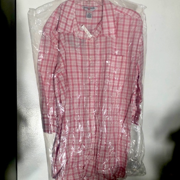 Ladies Red & White Button Down Shirt-New with tags - Picture 2 of 4
